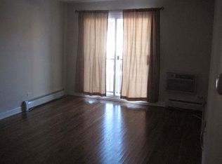 1563 W Pratt Blvd APT 2C, Chicago, IL 60626
