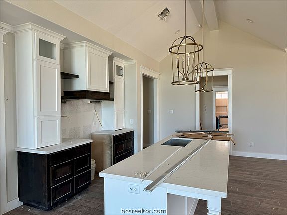 5th image of 3625 Slocum Hill Dr