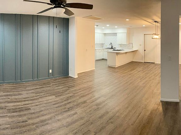 5th image of 1701 W Carmel Ave