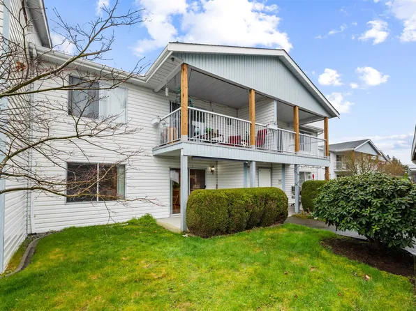 32691 Garibaldi Dr #5, Abbotsford, BC V2T 5T7