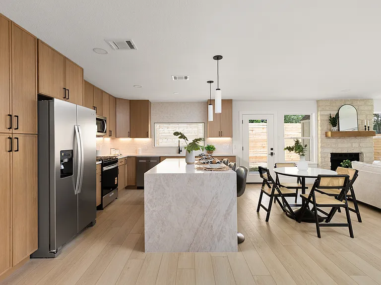 8708 Cretys Cv — Photo 11