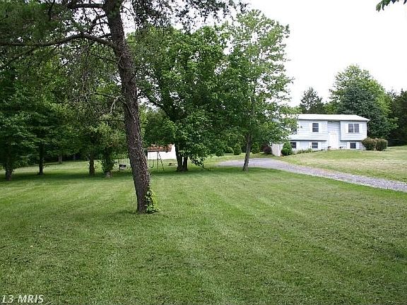 4th image of 136 Flynn Dr