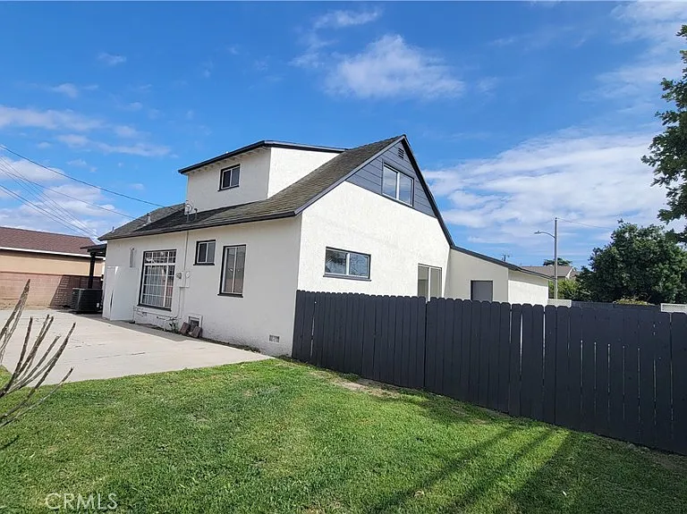 8001 Coral Bell Way — Photo 37