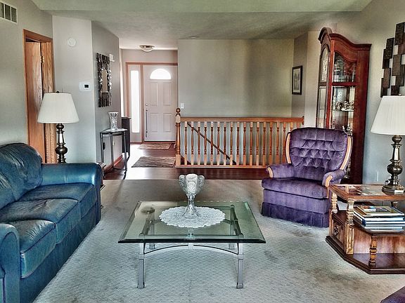 4th image of 4677 Crescent Dr