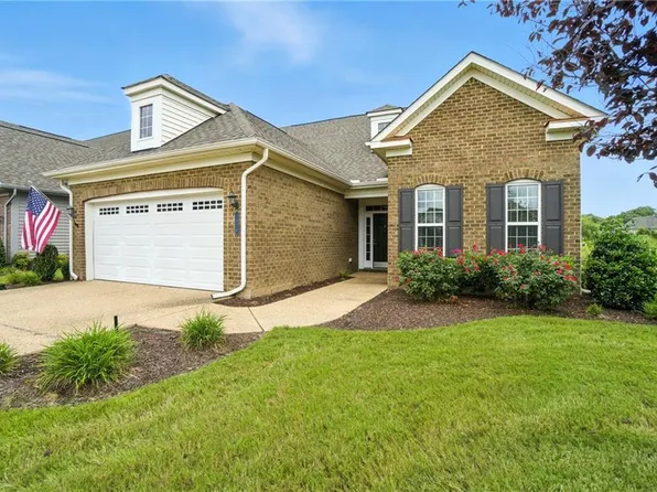 1029 Whitburn Ter, Chesapeake, VA 23322