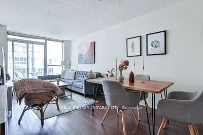 2 bed, $2,700 — Photo 1