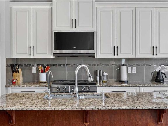 5th image of 1017 N Brightoncrest Cmn SE