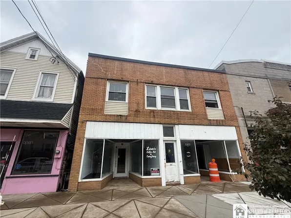 66 N Main St, Angola, NY 14006