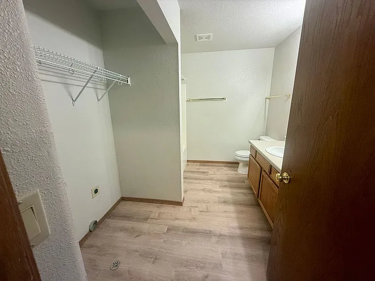 5601 Sandpiper Dr #B — Photo 9