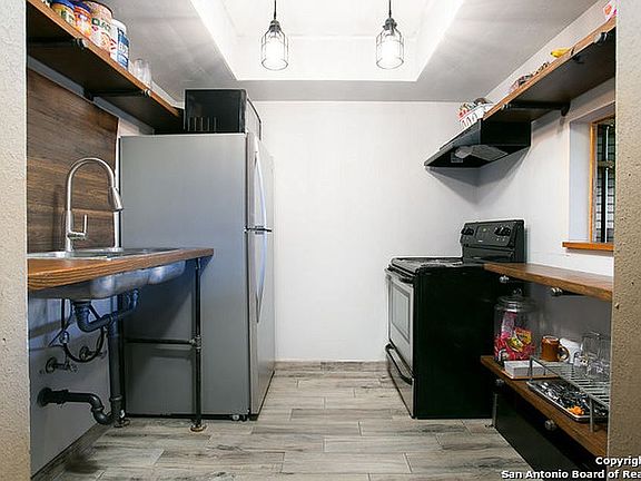 4th image of 8401 N New Braunfels Ave APT 345
