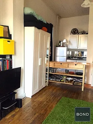 Rented by Bond New York | media 24