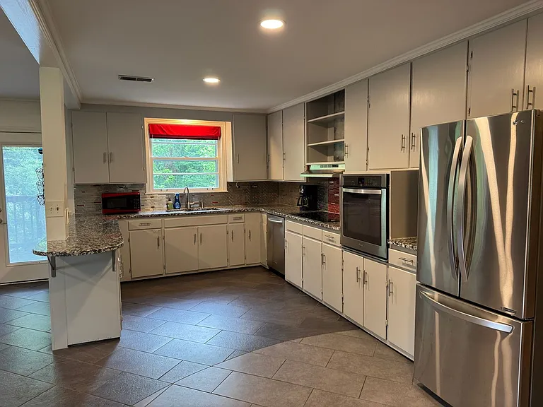 3351 Mimosa Dr — Photo 20