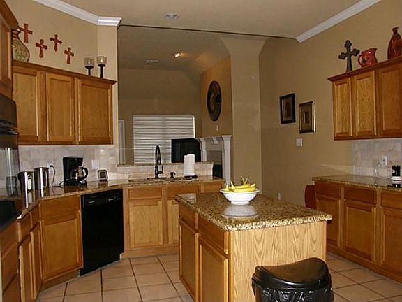 3rd image of 6601 Orange Blossom Dr