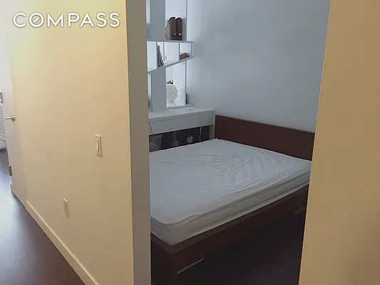 Rented by Compass | media 17