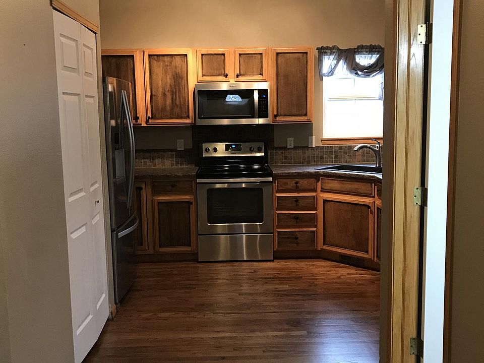 New floors and kitchen remodel 
