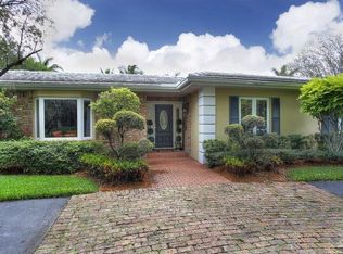 12180 SW 71st Ct, Pinecrest, FL 33156