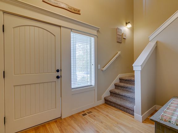 4th image of 6032 S Egmont Ave