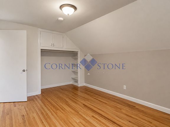 5th image of 615 Stadium St