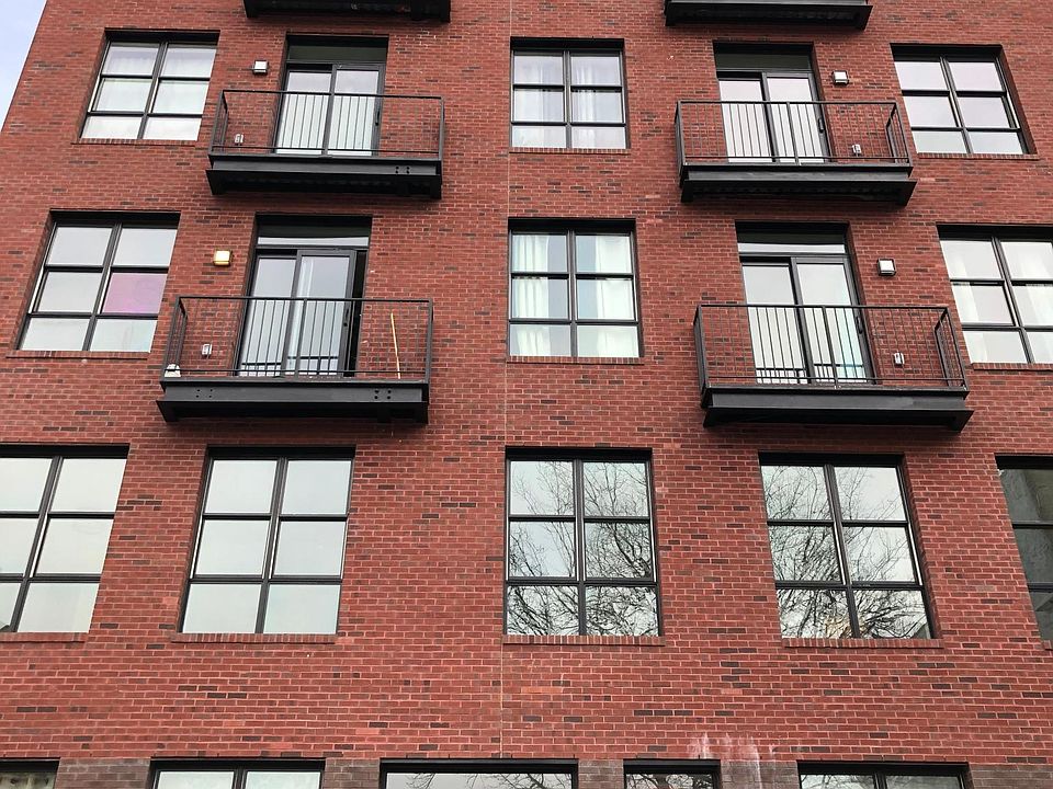 1st image of 2028 Davidson Ave #3K