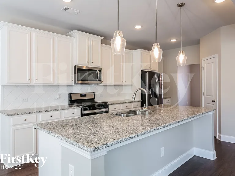 451 Victoria Heights Dr — Photo 9