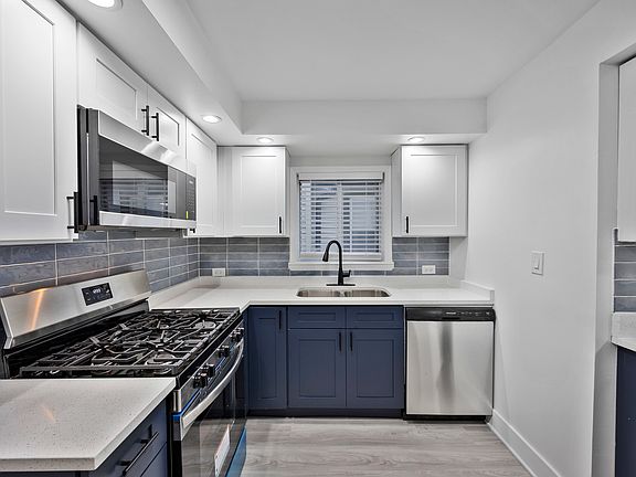 3rd image of 3447 N Osage Ave