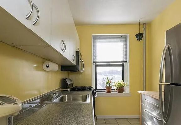 3rd image of 6264 Saunders St APT G4