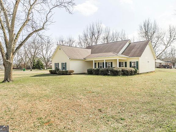 3rd image of 101 Creigh St