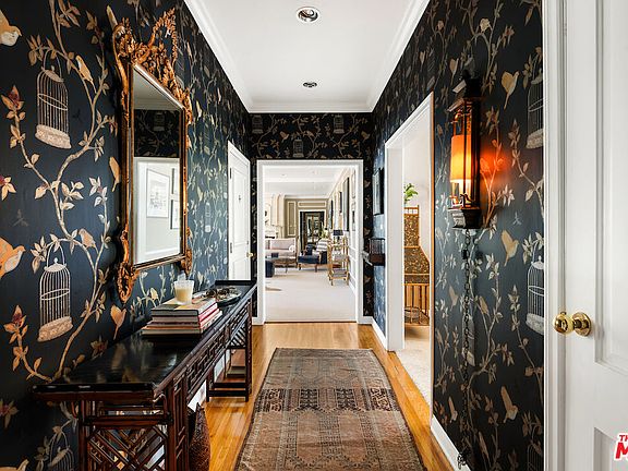 4th image of 8722 Shoreham Dr #C