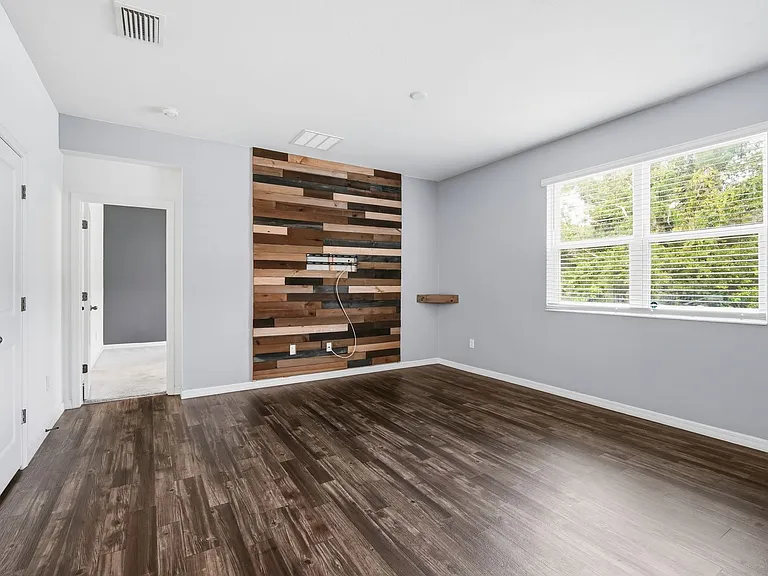 9108 Freedom Hill Dr — Photo 16