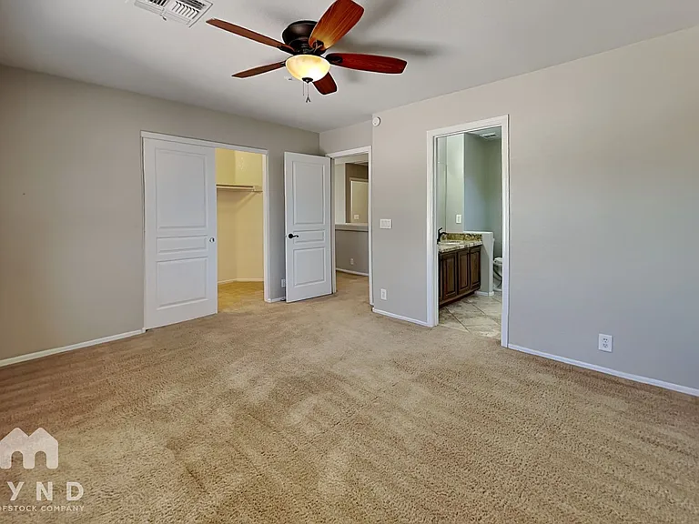 15550 N Frank Lloyd Wright Blvd #1098 — Photo 10