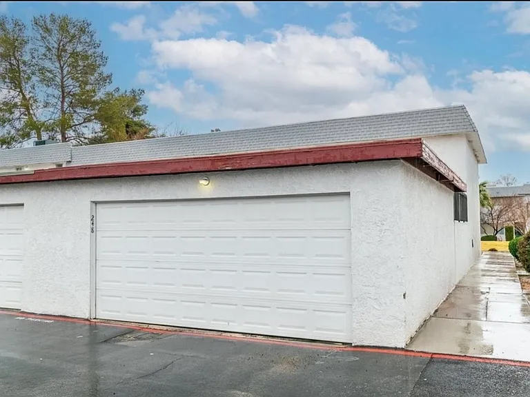 248 Greenbriar Townhouse Way — Photo 20