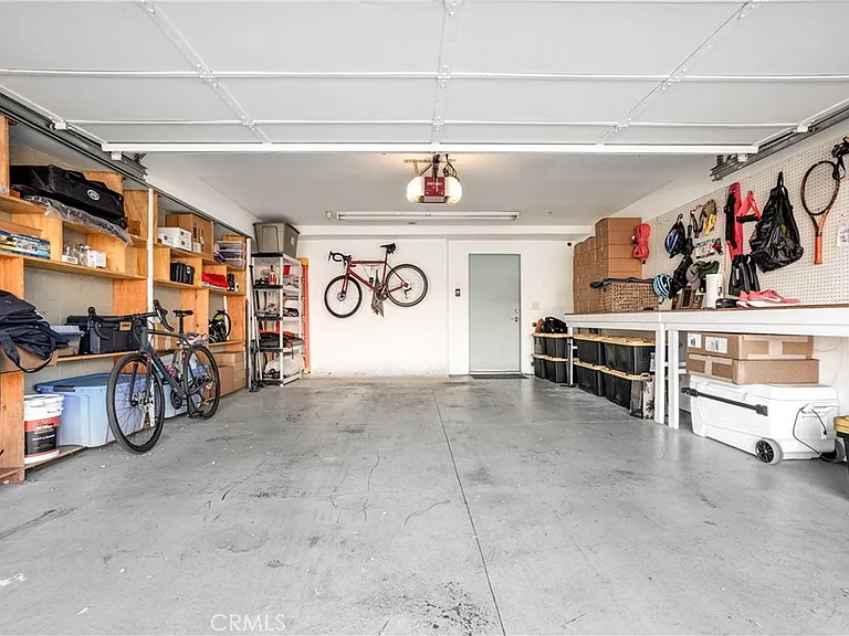 2114 Narcissus Ct — Photo 31