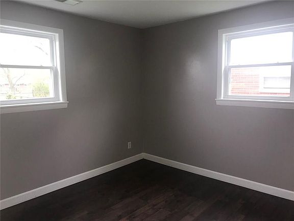 5th image of 272 Crosswell Ave