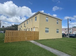 Sunset Palm Villas, Miami, FL 33150