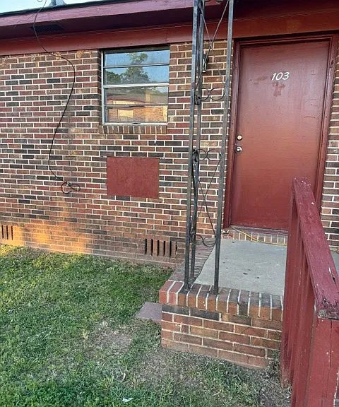 805 North Ave #103 — Photo 4