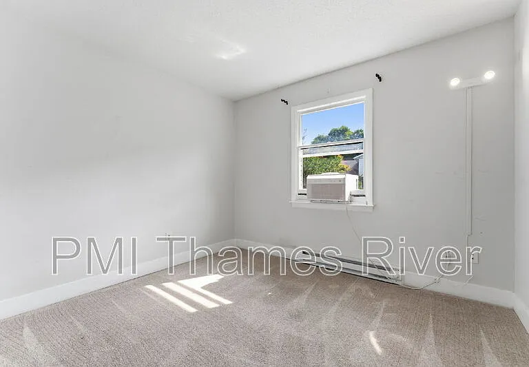 33 Lodus Ct — Photo 18