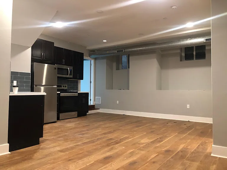 1521-1523 W Girard Ave #B1 — Photo 15