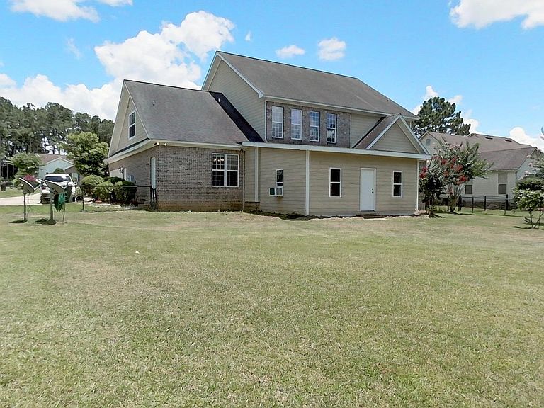 Listing photo 5