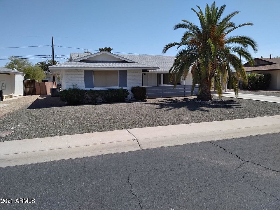 1st image of 11020 W Canterbury Dr