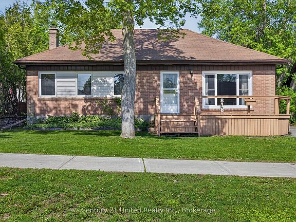 3rd image of 818 Rishor Cres