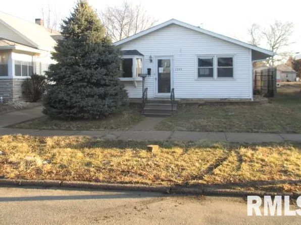 1349 6th Ave, East Moline, IL 61244
