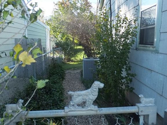 3rd image of 3124 NW Ferris Ave