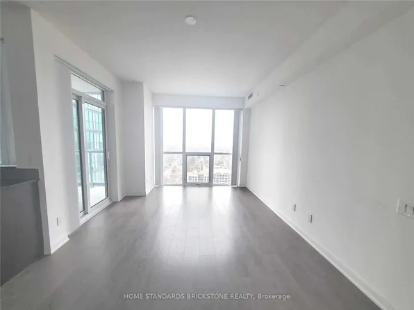 5168 Yonge St, Toronto, ON