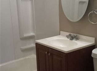 6611 W 76th Ter, Overland Park, KS 66204