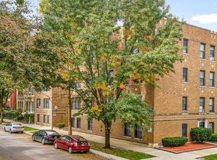 1444-50 W Byron St, Chicago, IL 60613
