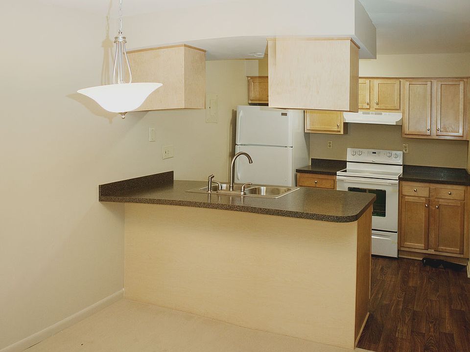 1st image of 335 E Saint Joseph St APT 5