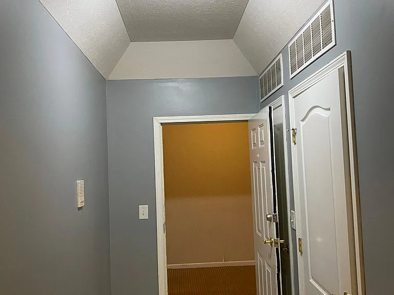 6543 Dorothys Crk — Photo 3