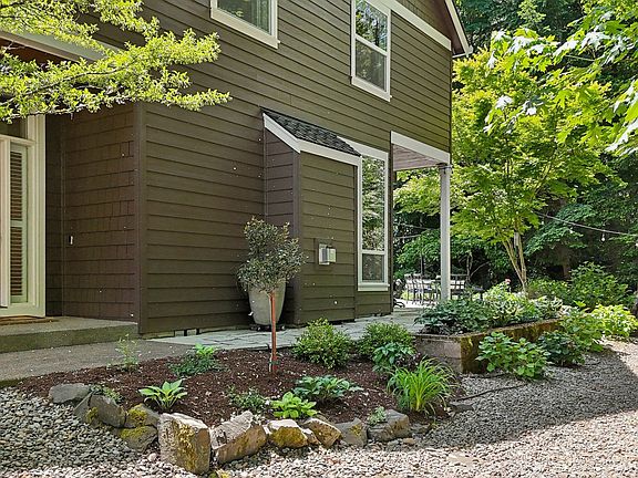 4th image of 1407 NW Mayfield Rd