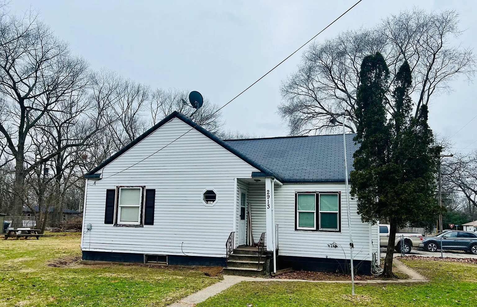 2913 Huizenga St photo 1