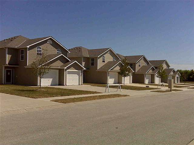 1st image of 1530 SW Shelby Dr #3A